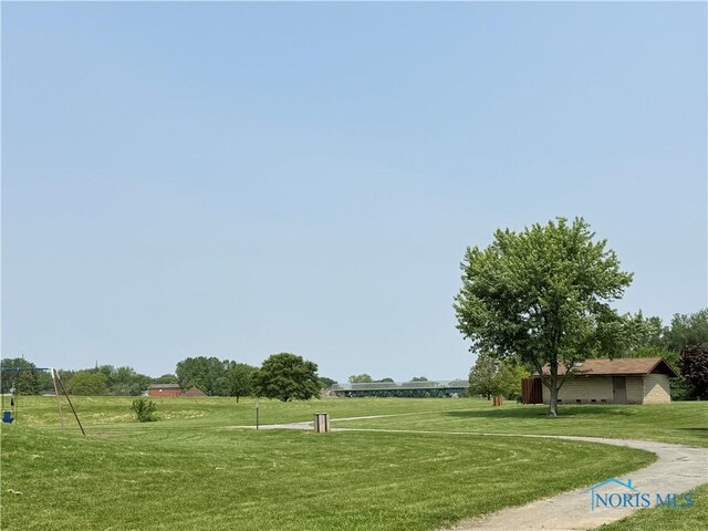 1641 Morrison Rd, Fremont, OH 43420 - surrounding community featuring a yard