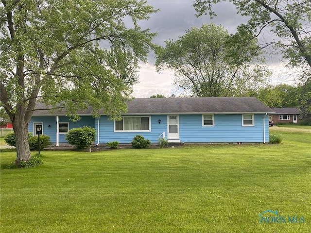 7358 State Route 15, Defiance, OH 43512 - single story home featuring a front yard