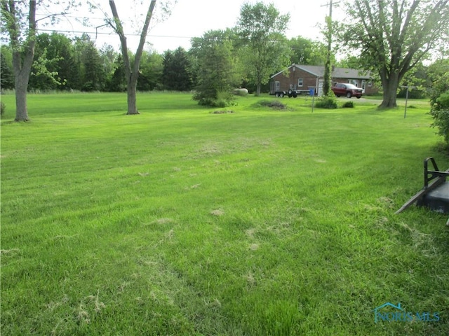 7358 State Route 15, Defiance, OH 43512 - view of green lawn