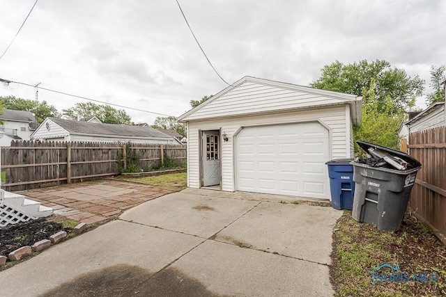 1385 Berdan Ave, Toledo, OH 43612 - detached garage with driveway