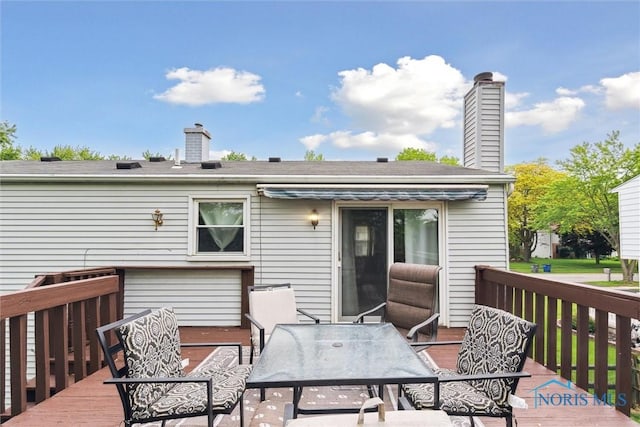 146 Partridge Ln, Perrysburg, OH 43551 - wooden deck with outdoor dining space