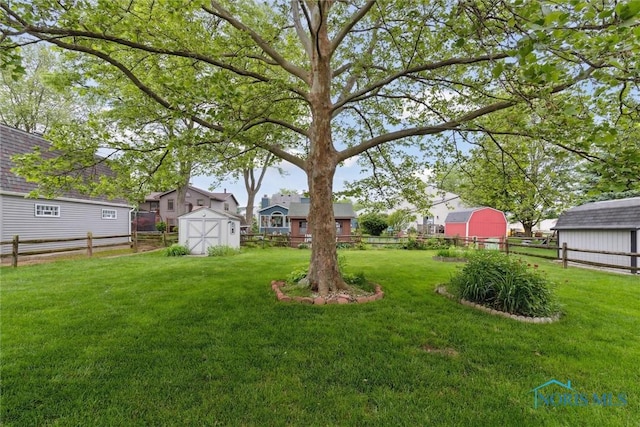 146 Partridge Ln, Perrysburg, OH 43551 - view of yard