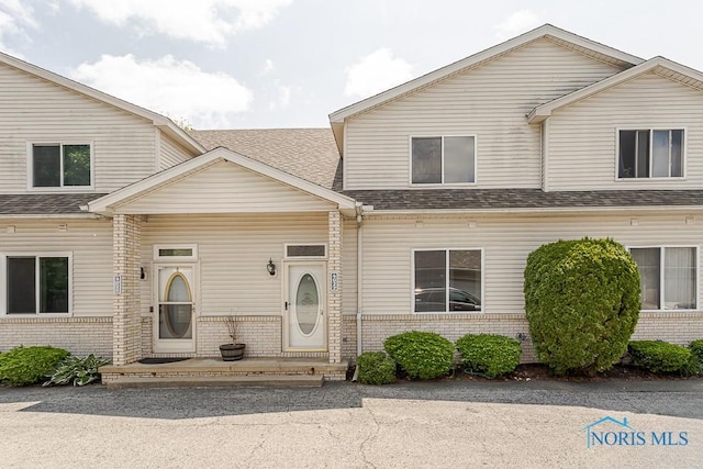 4022 Stonehenge Dr Unit 4022, Sylvania, OH 43560 - multi unit property with brick siding and roof with shingles