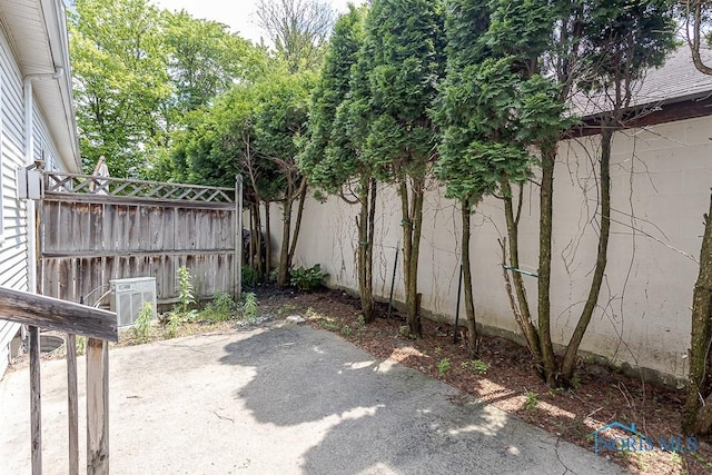 4022 Stonehenge Dr Unit 4022, Sylvania, OH 43560 - view of patio