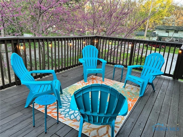 5806 Elmer Dr, Toledo, OH 43615 - view of wooden deck