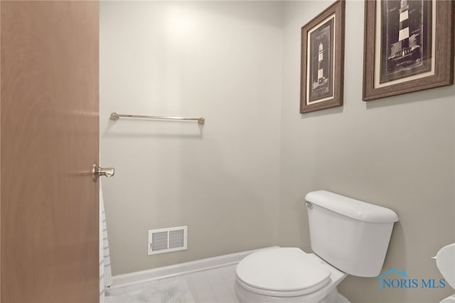 4729 Talon Trl, Maumee, OH 43537 - half bath featuring toilet and baseboards