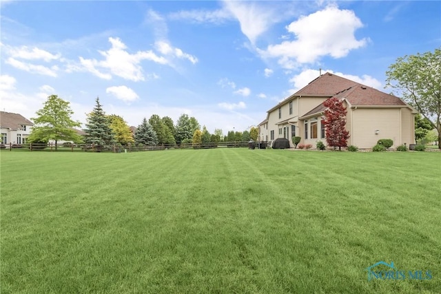 4729 Talon Trl, Maumee, OH 43537 - view of yard