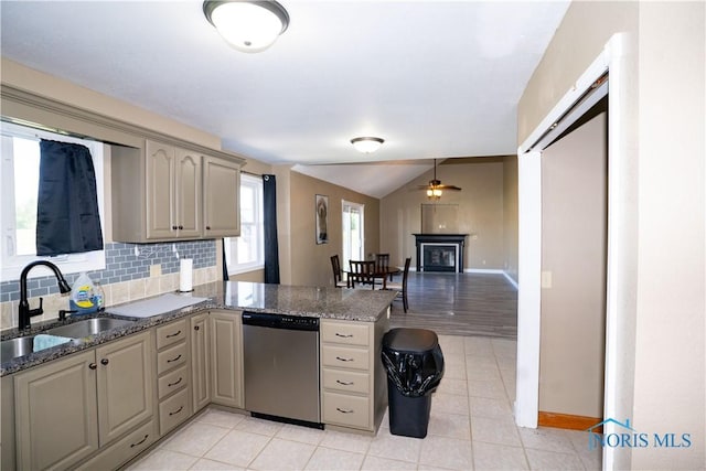 1500 S Jackson Ave, Defiance, OH 43512 - kitchen featuring stainless steel dishwasher, a sink, a peninsula, ceiling fan, and gray cabinets