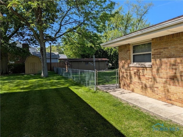 243 W S Boundary St, Perrysburg, OH 43551 - view of yard
