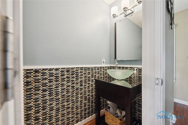 6200 Swiss Garden Rd, Toledo, OH 43612 - bathroom featuring vanity and wainscoting