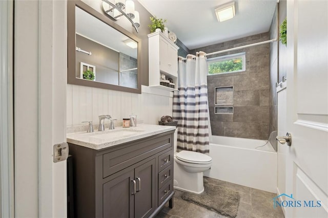 6200 Swiss Garden Rd, Toledo, OH 43612 - bathroom featuring toilet, vanity, and shower / bath combo