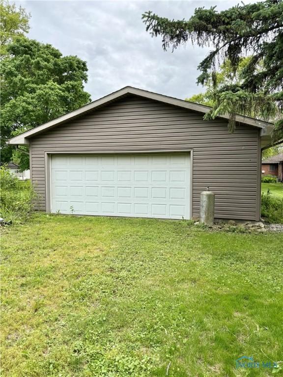 429 N Park St, Deshler, OH 43516 - view of detached garage