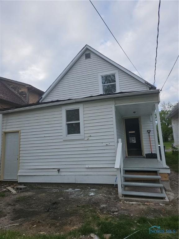 1545 Buckingham St, Toledo, OH 43607 - view of rear view of property