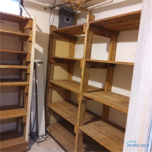 15979 Hill Rd, Defiance, OH 43512 - view of storage room
