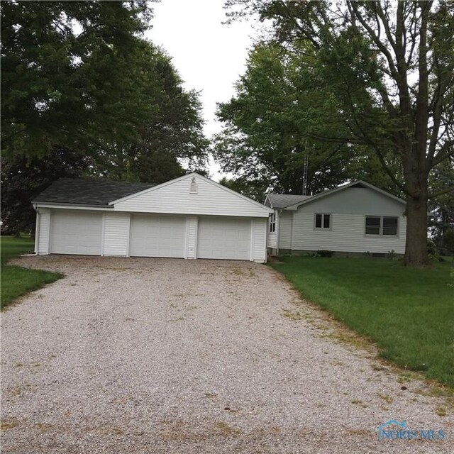 15979 Hill Rd, Defiance, OH 43512 - view of detached garage