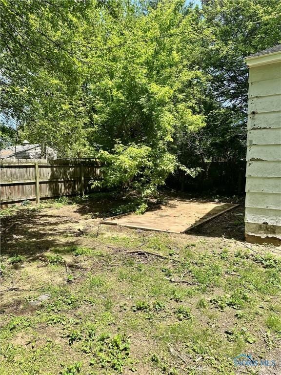 3530 Helene Ct, Toledo, OH 43623 - view of yard