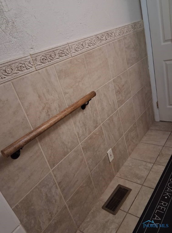 3712 Whitegate Dr, Toledo, OH 43607 - photo 34