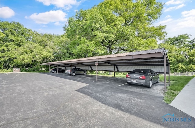 6640 Salisbury Rd Unit 212, Maumee, OH 43537 - view of covered parking lot