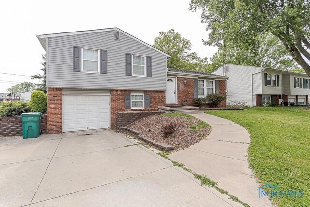 2474 Bedford Ln, Northwood, OH 43619 - photo 3