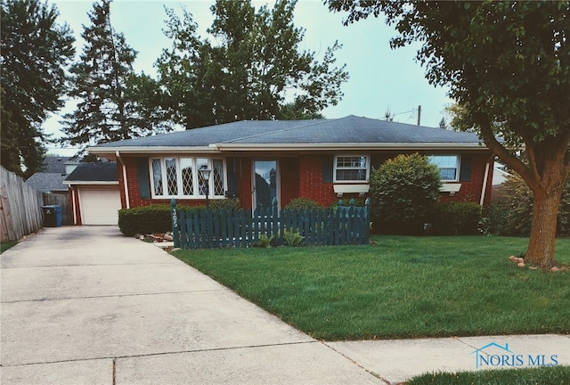 305 Ponderosa Dr, Oregon, OH 43616 - photo 1