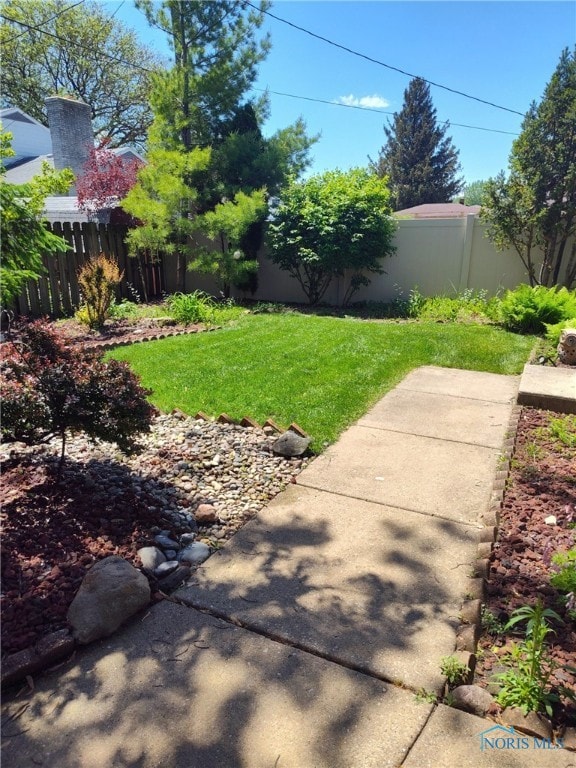 305 Ponderosa Dr, Oregon, OH 43616 - photo 24