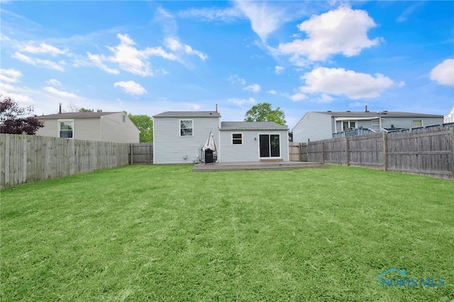 4238 Knollcrest Rd, Toledo, OH 43611 - rear view of house with a wooden deck