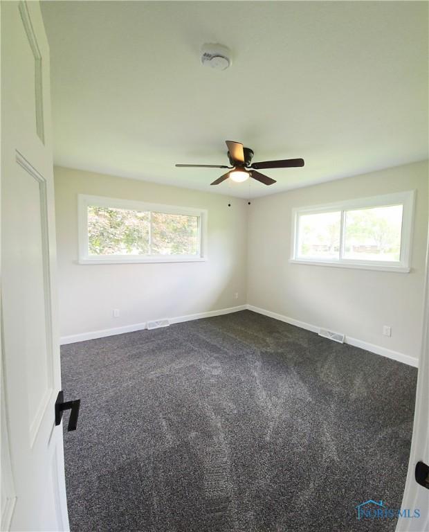 421 Parklane Dr, Woodville, OH 43469 - photo 14