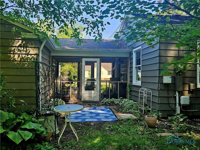 937 Fairview Ave, Bowling Green, OH 43402 - view of rear view of property