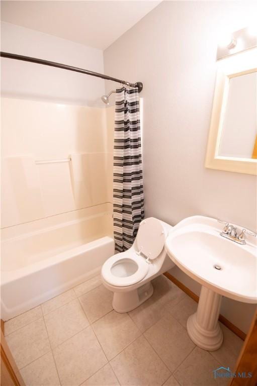 1621 Acorn Dr, Toledo, OH 43615 - full bath with shower / tub combo and tile patterned floors