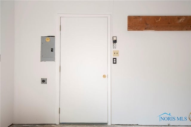 1621 Acorn Dr, Toledo, OH 43615 - doorway with electric panel