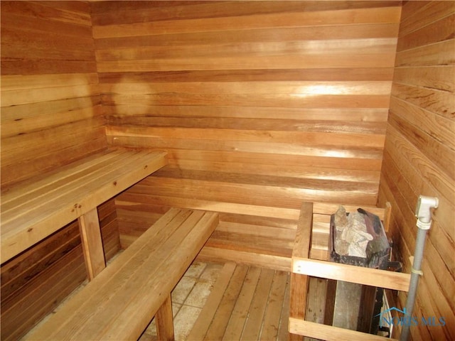 4343 W Bancroft St Unit 2D, Toledo, OH 43615 - view of relaxing sauna