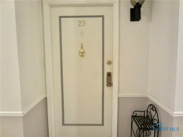4343 W Bancroft St Unit 2D, Toledo, OH 43615 - view of property entrance