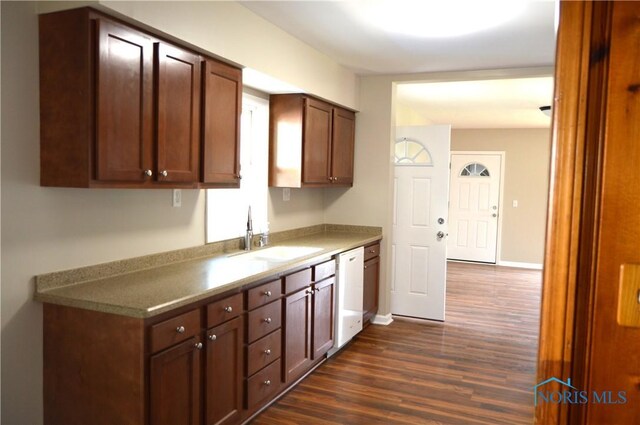 225 Lester Ave, Findlay, OH 45840 - photo 4