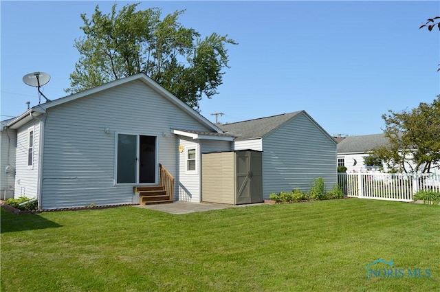 225 Lester Ave, Findlay, OH 45840 - photo 16
