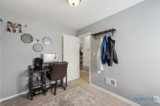 3255 Sherbrooke Rd, Toledo, OH 43606 - carpeted office with baseboards