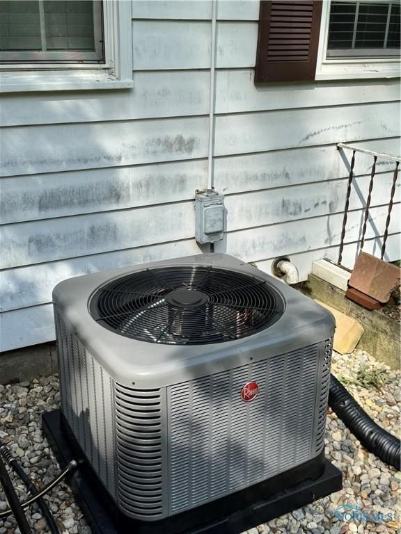 309 Koerber Dr, Defiance, OH 43512 - exterior view of a central air condition unit