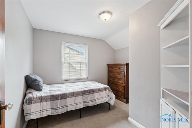 3127 Drummond Rd, Toledo, OH 43606 - bedroom with carpet floors and vaulted ceiling