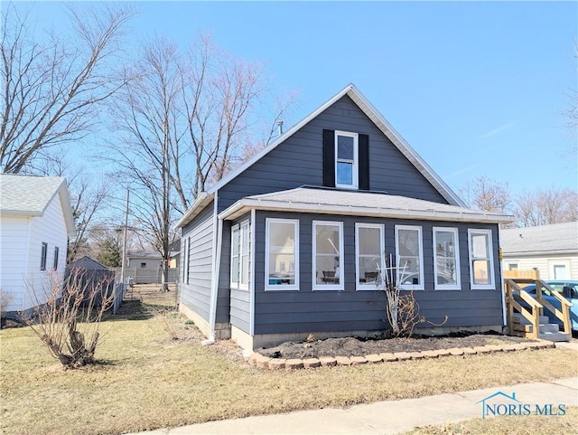 726 S Lynn St, Bryan, OH 43506 - view of bungalow