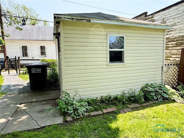 1522 Nevada St, Toledo, OH 43605 - view of property exterior