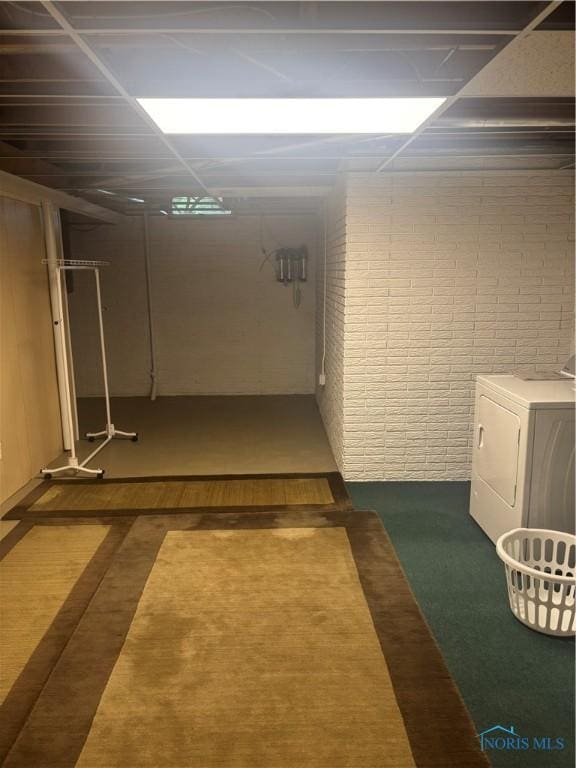 6134 Cemetery Rd, Whitehouse, OH 43571 - finished below grade area with washer / dryer and brick wall