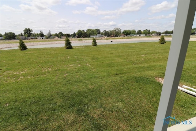 199 E Bridge Rd, Northwood, OH 43619 - view of grassy yard