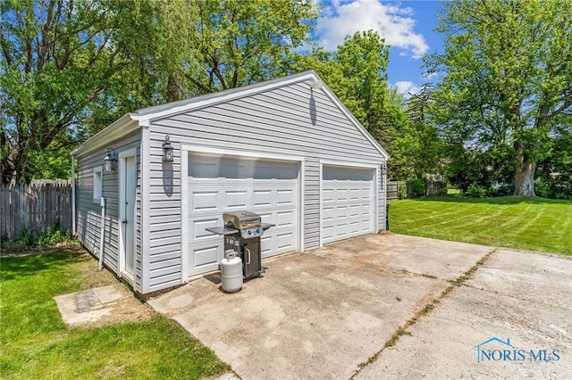 1313 Washington Ave, Findlay, OH 45840 - view of detached garage