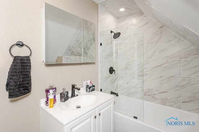 1129 Mason St, Toledo, OH 43605 - full bathroom with vanity and tub / shower combination