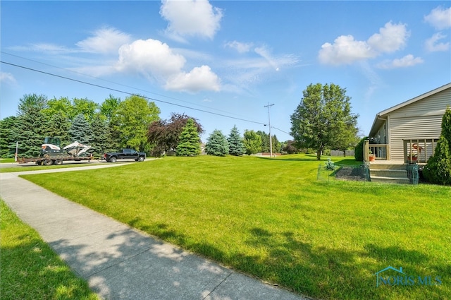 300 Winter Pine Dr Unit U300, Findlay, OH 45840 - view of grassy yard