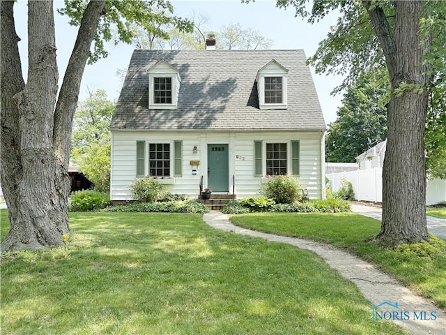 932 N Grove St, Bowling Green, OH 43402 - cape cod-style house with a chimney and a shingled roof