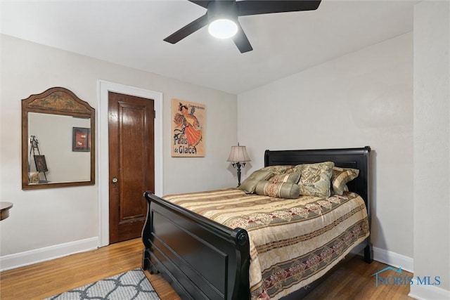 2917 Goddard Rd, Toledo, OH 43606 - bedroom featuring wood finished floors and a ceiling fan