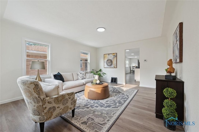 1006 Brookley Blvd, Toledo, OH 43607 - living area featuring wood finished floors and baseboards