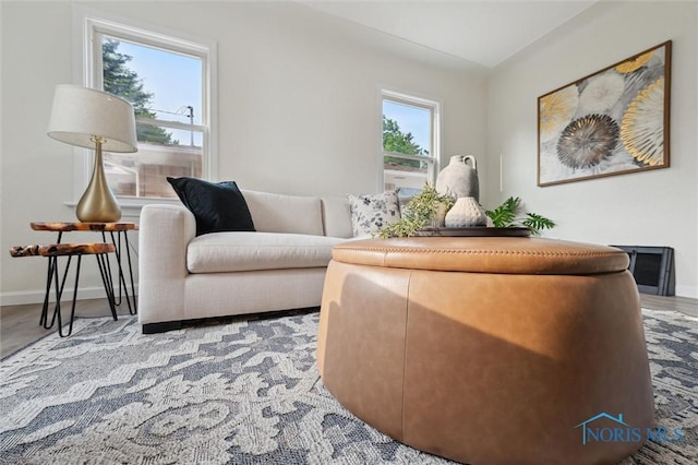 1006 Brookley Blvd, Toledo, OH 43607 - living room featuring baseboards