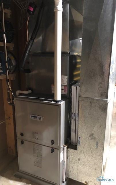415 W Jamestown Ave, Tiffin, OH 44883 - view of utility room