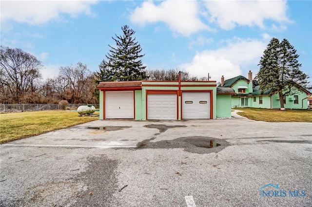 7149 Wales Rd, Northwood, OH 43619 - view of garage